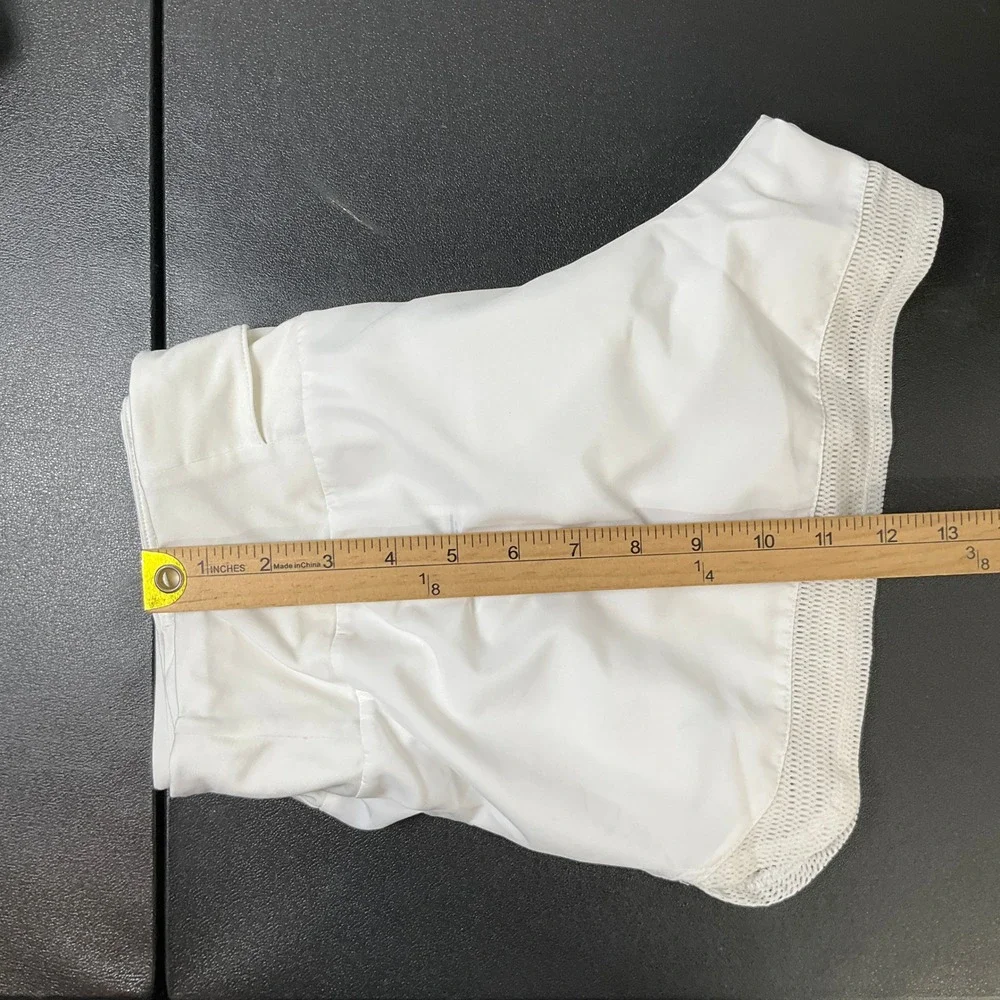 Nike Dri-FIT Running Shorts Womens M‎ White Mesh Trim Zip Pocket Lightweight